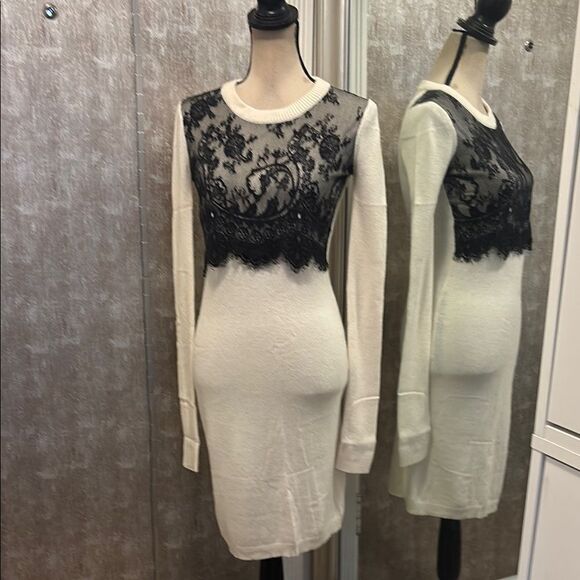 Alexander McQueen Chic White sweater Dress with Black Lace Overlay, S - Picture 2 of 10